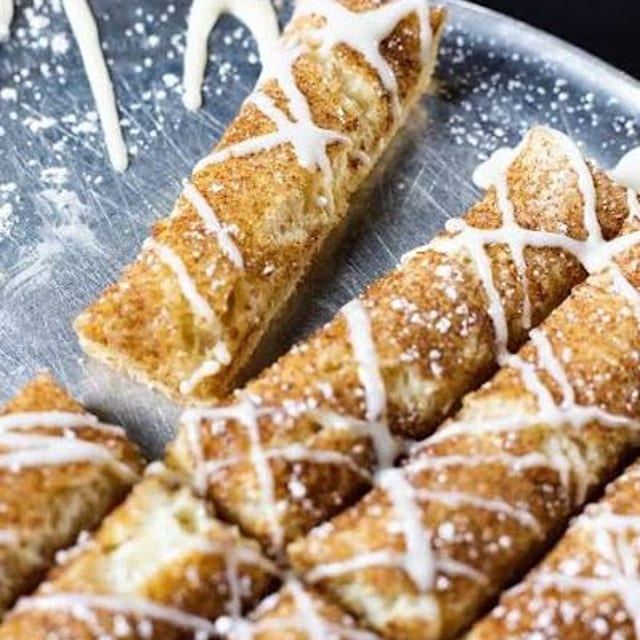 CINNAMON STICKS.